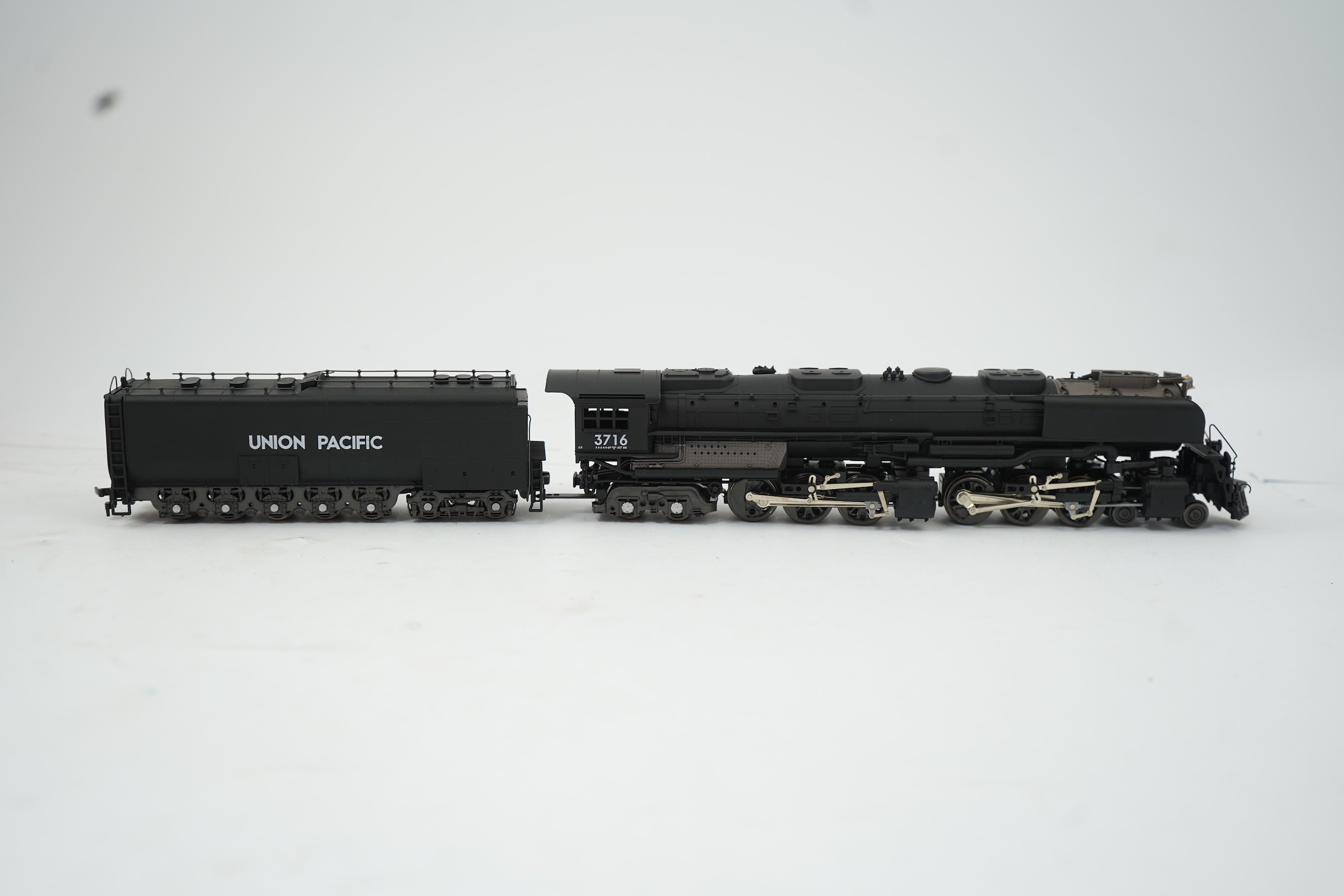 A boxed HO gauge Rivarossi (5456) model of Union Pacific Challenger, 3716, 4-6-6-4 tender locomotive, powered for two rail operation.